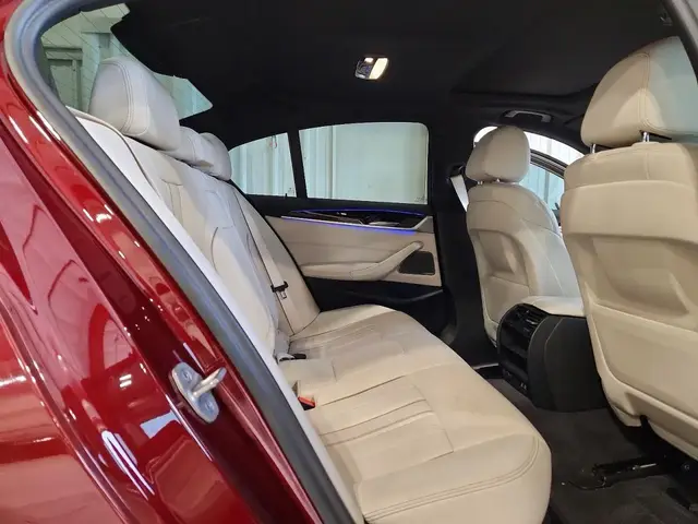 BMW 5 SERIES 2023
