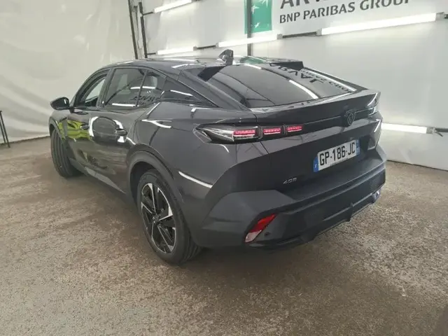 PEUGEOT 408 2023