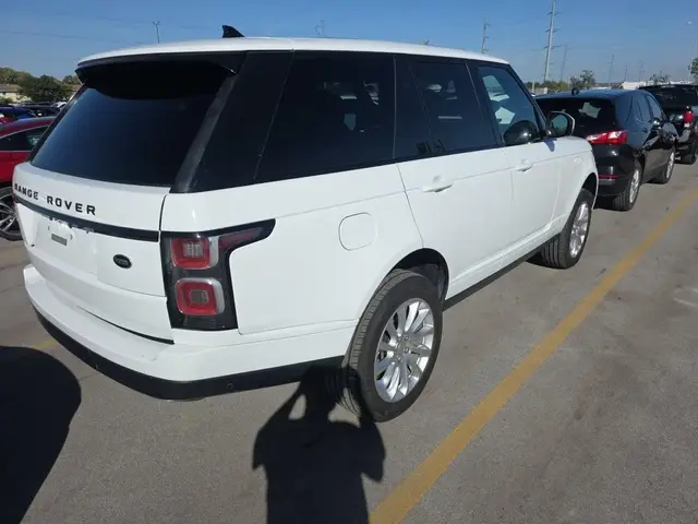 LAND ROVER ROVER ОДНА ИЗ САМЫХ НАСЫЩЕННЫХ И ПРЕМИАЛЬНЫХ ВЕРСИЙ КОТОРАЯ ВКЛЮЧАЕТ В СЕБЯ ПРАКТИЧЕСКИ ВСЁ НЕОБХОДИМОЕ ДЛ 2019