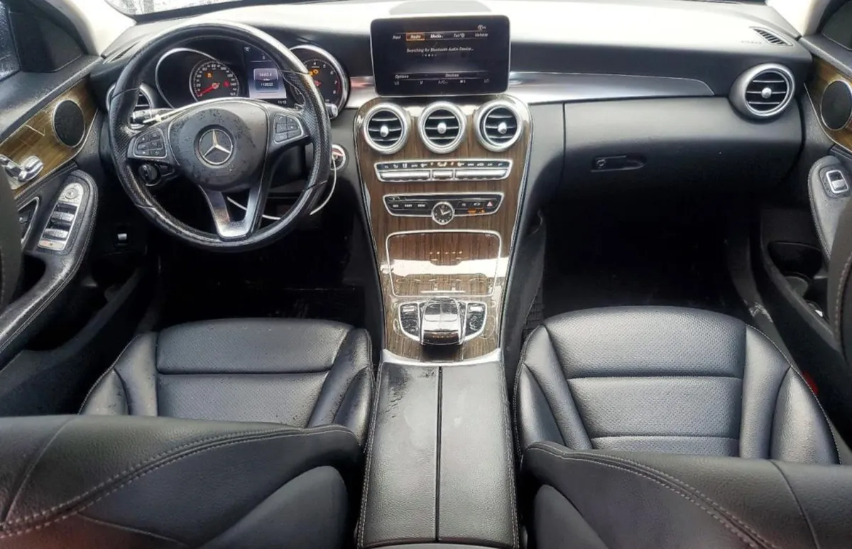 MERCEDES-BENZ C-CLASS 300 2015