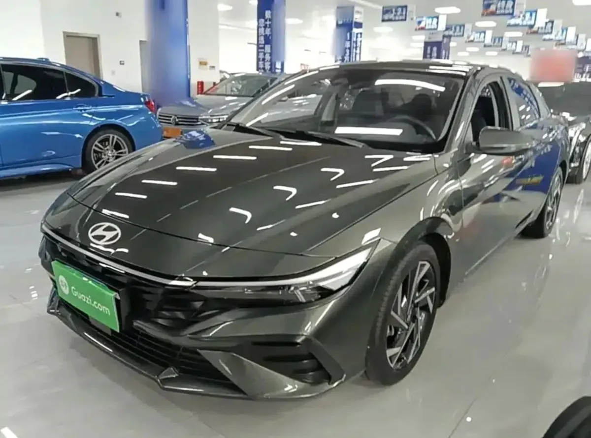 HYUNDAI ELANTRA LUX ELANTRA CVT LUX PREMIUM 2023