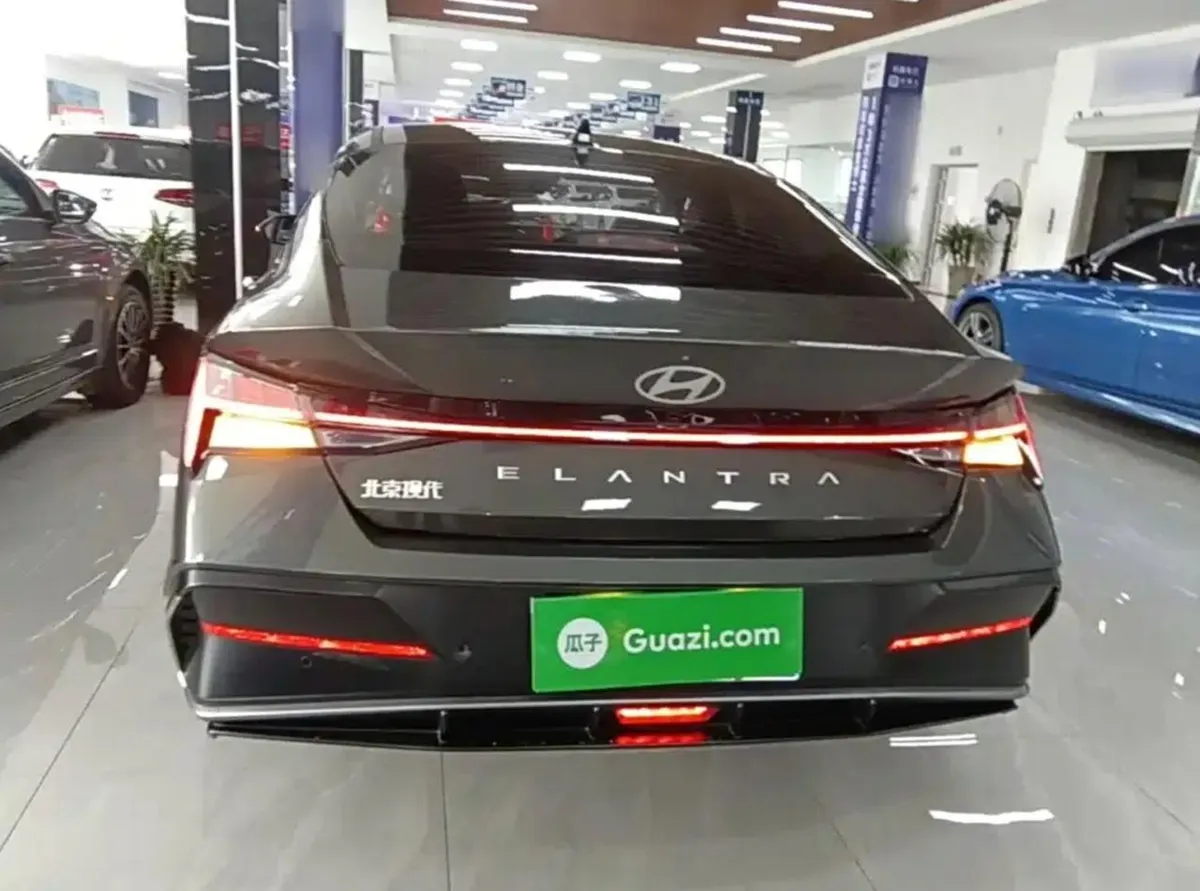 HYUNDAI ELANTRA LUX ELANTRA CVT LUX PREMIUM 2023