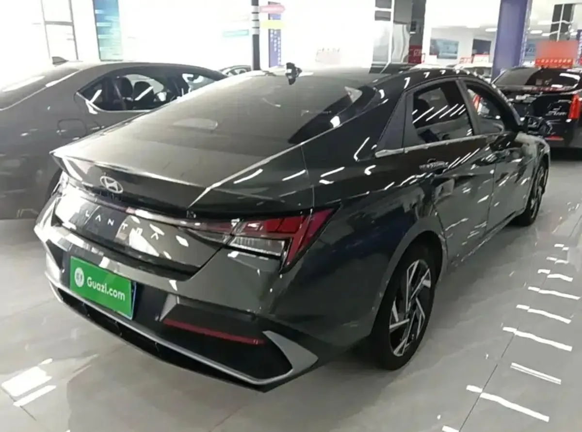 HYUNDAI ELANTRA LUX ELANTRA CVT LUX PREMIUM 2023