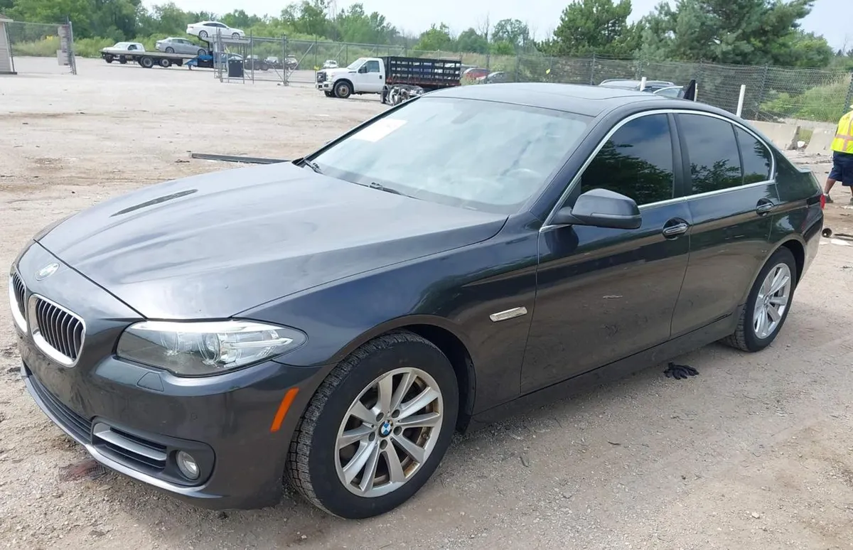 BMW 5 SERIES 5-SERIES F10 528I 2015