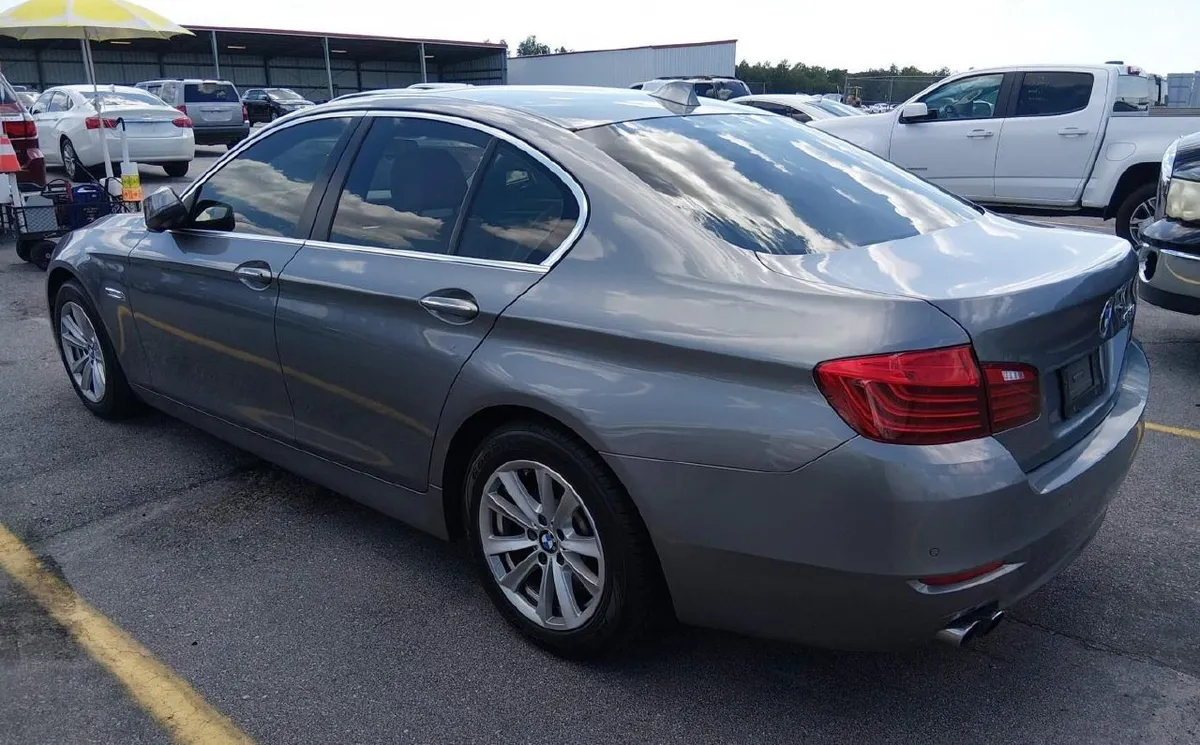 BMW 528I 2016