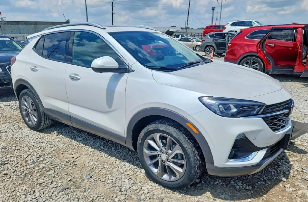 BUICK ENCORE ESSENCE 2022