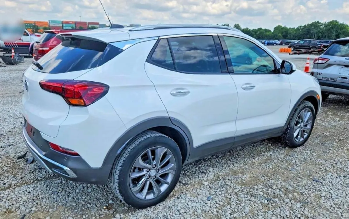 BUICK ENCORE ESSENCE 2022