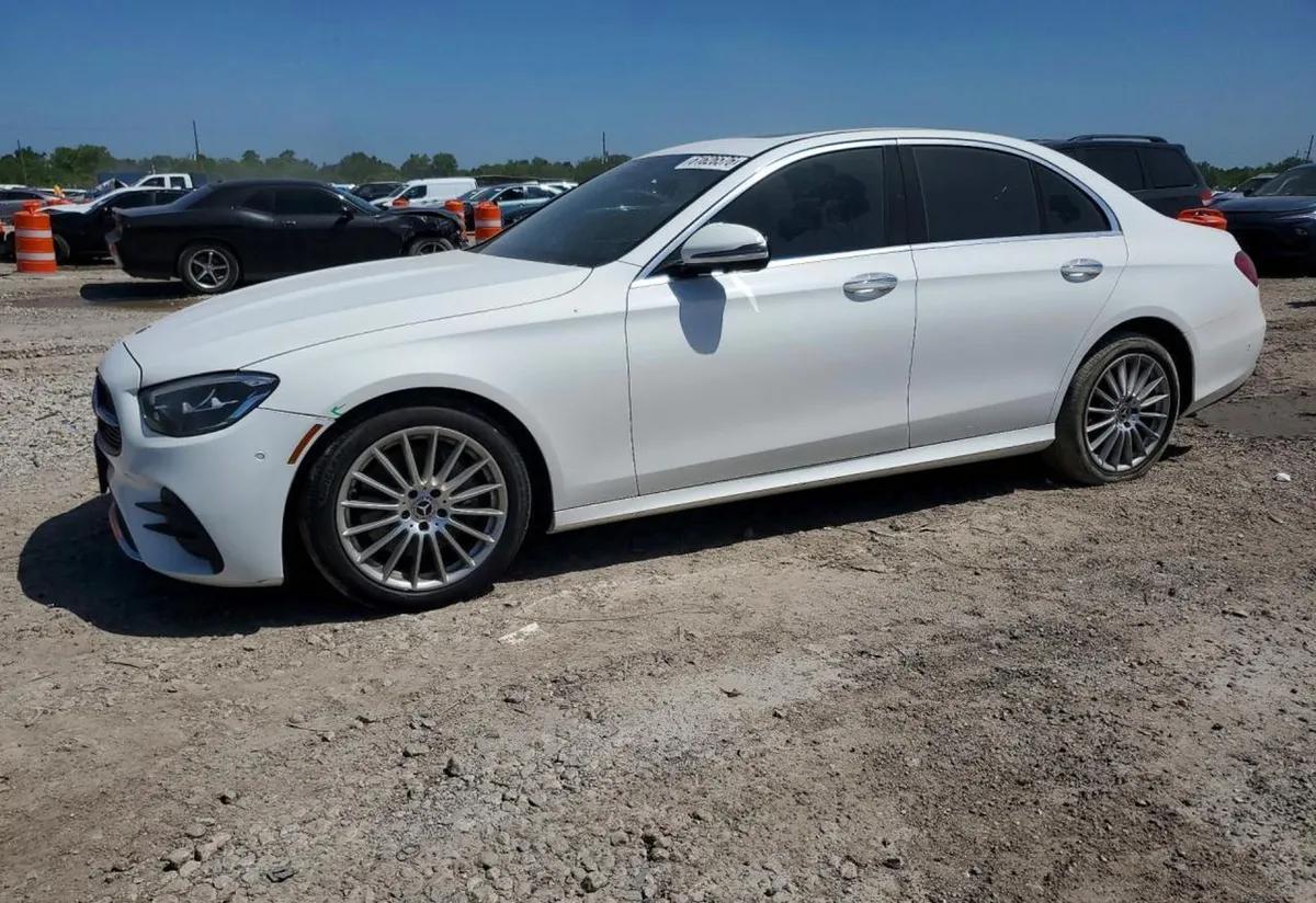 MERCEDES-BENZ E-CLASS 2022