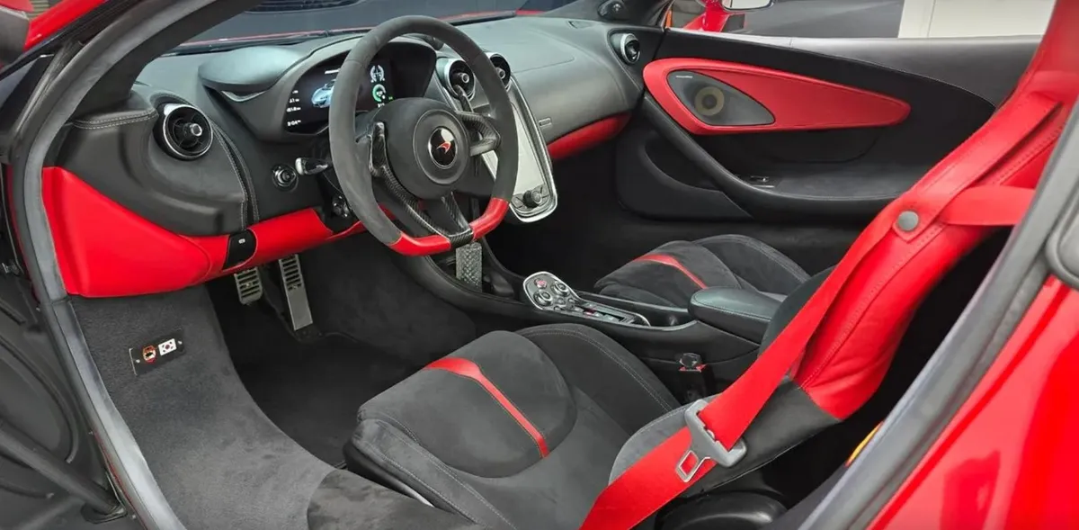 MCLAREN 570S 2017