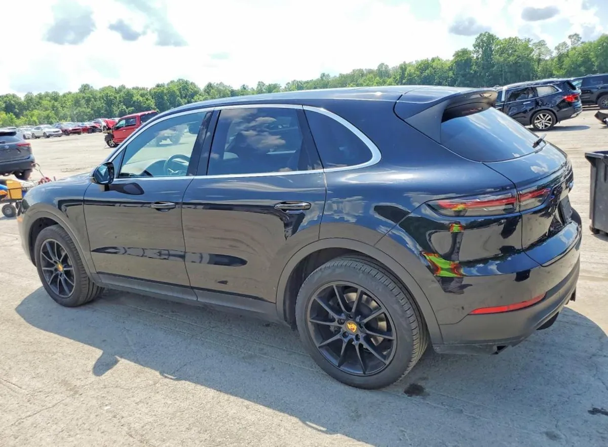PORSCHE CAYENNE 2018