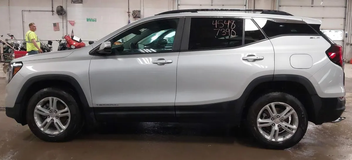 GMC TERRAIN AWD SLE 2022