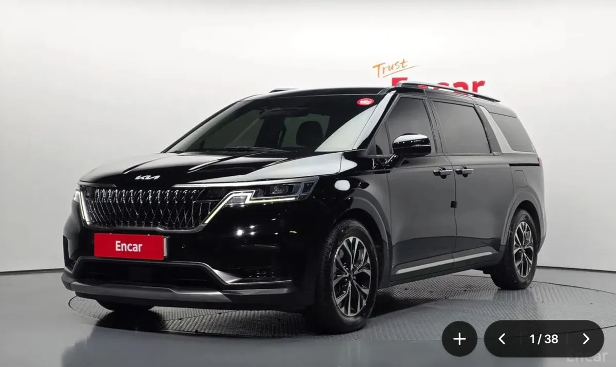 KIA CARNIVAL NOBLESSE 2023