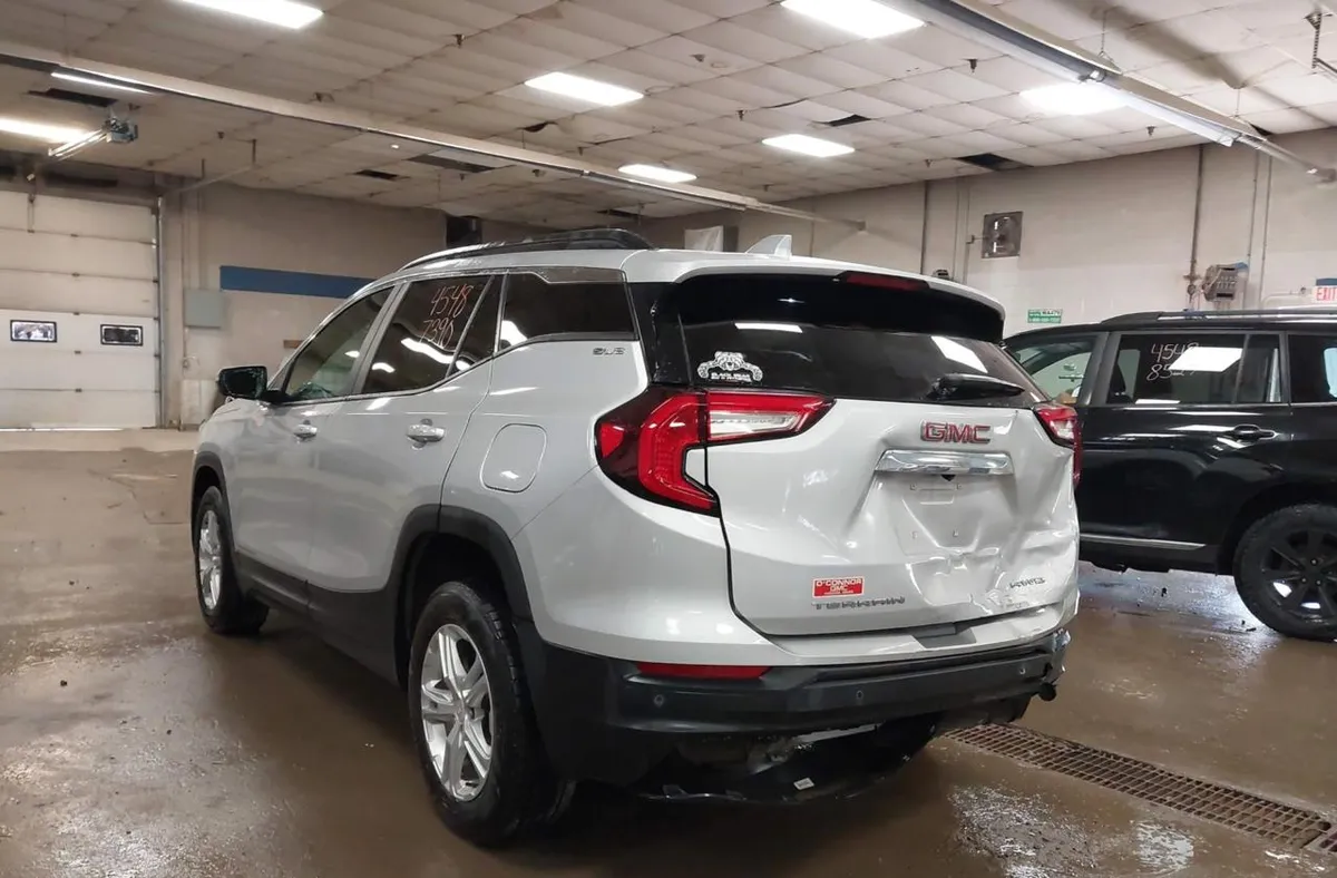 GMC TERRAIN SLE 2022
