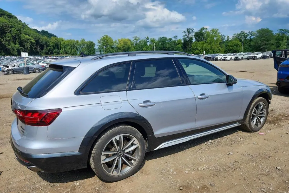 AUDI A4 PREMIUM PLUS 2023