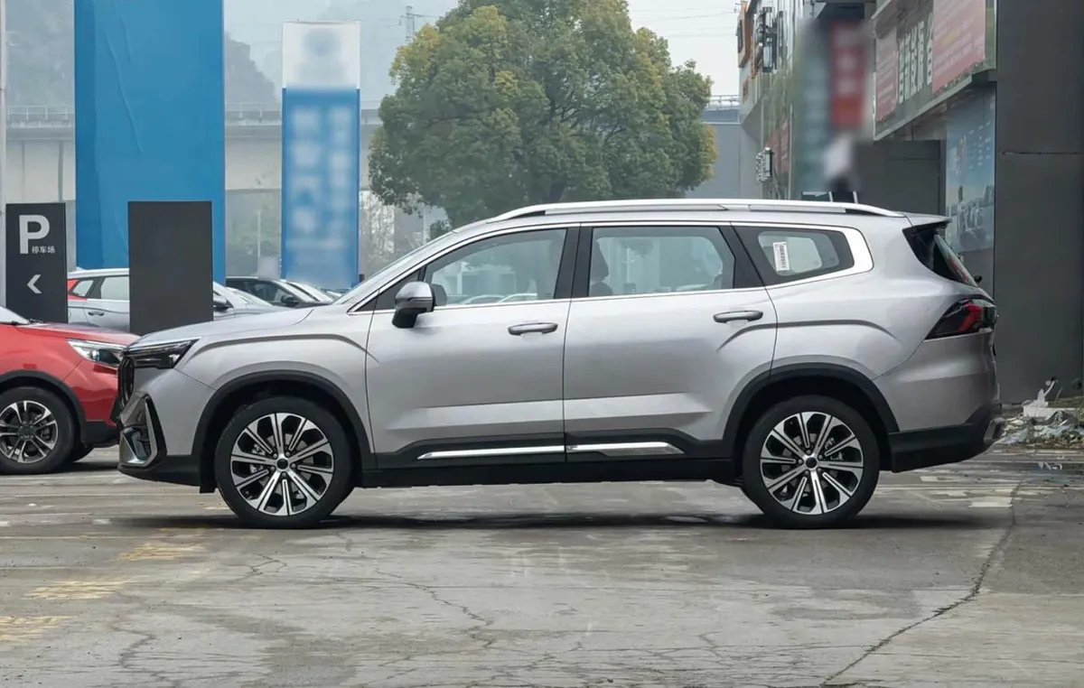 GEELY HAOYUE L 2026
