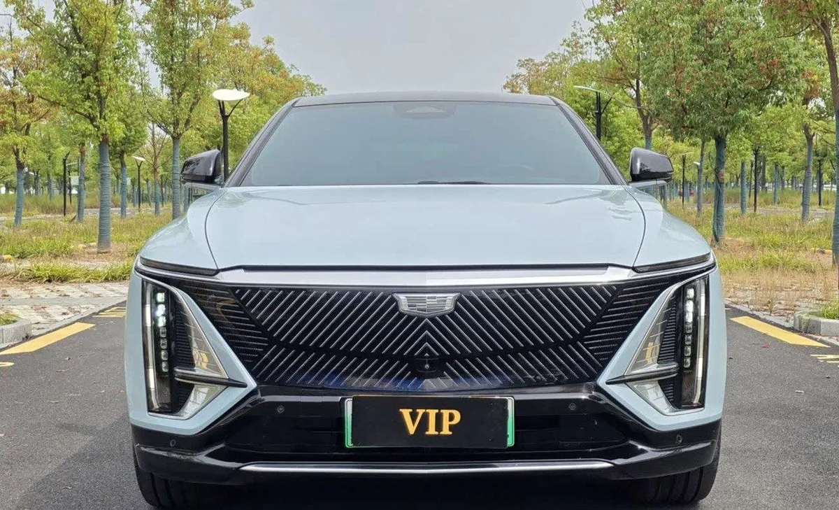 CADILLAC IQ LYRIQ LUXURY 2024