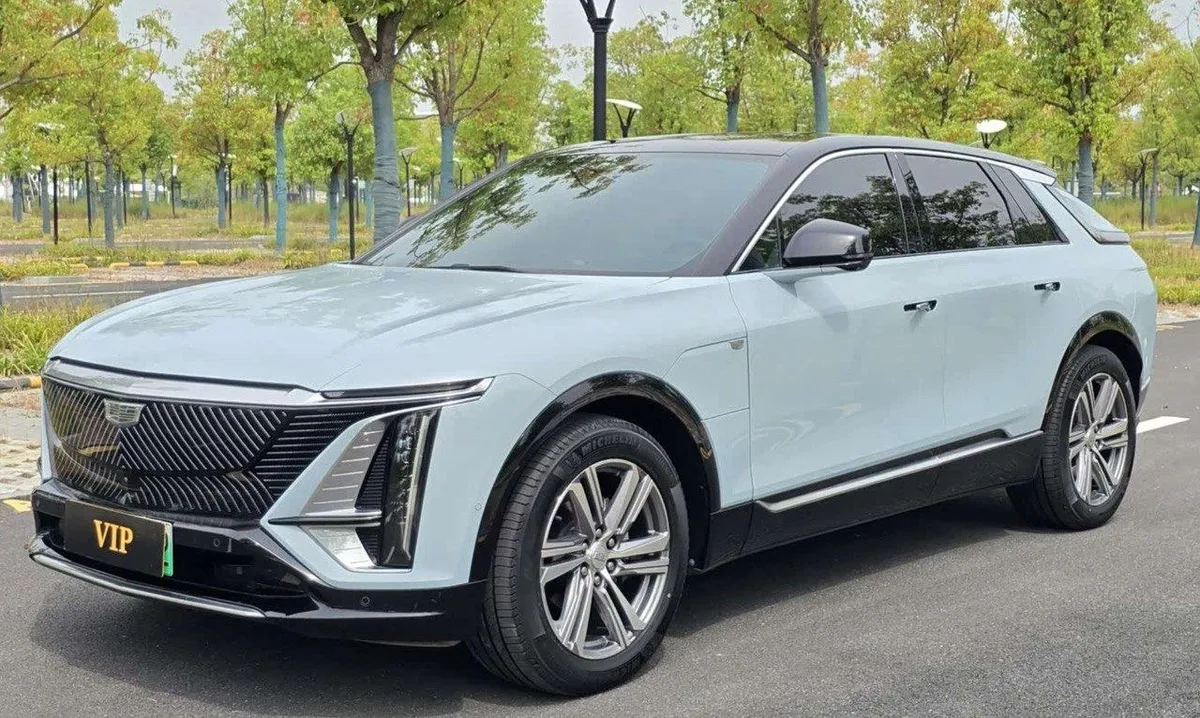 CADILLAC IQ LYRIQ LUXURY 2024