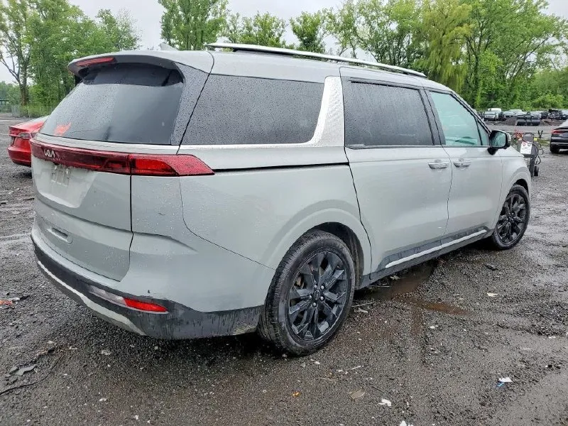 KIA CARNIVAL SX 2023
