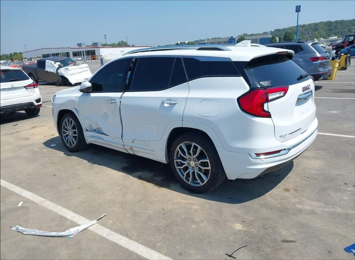 GMC TERRAIN PREMIUM 2023