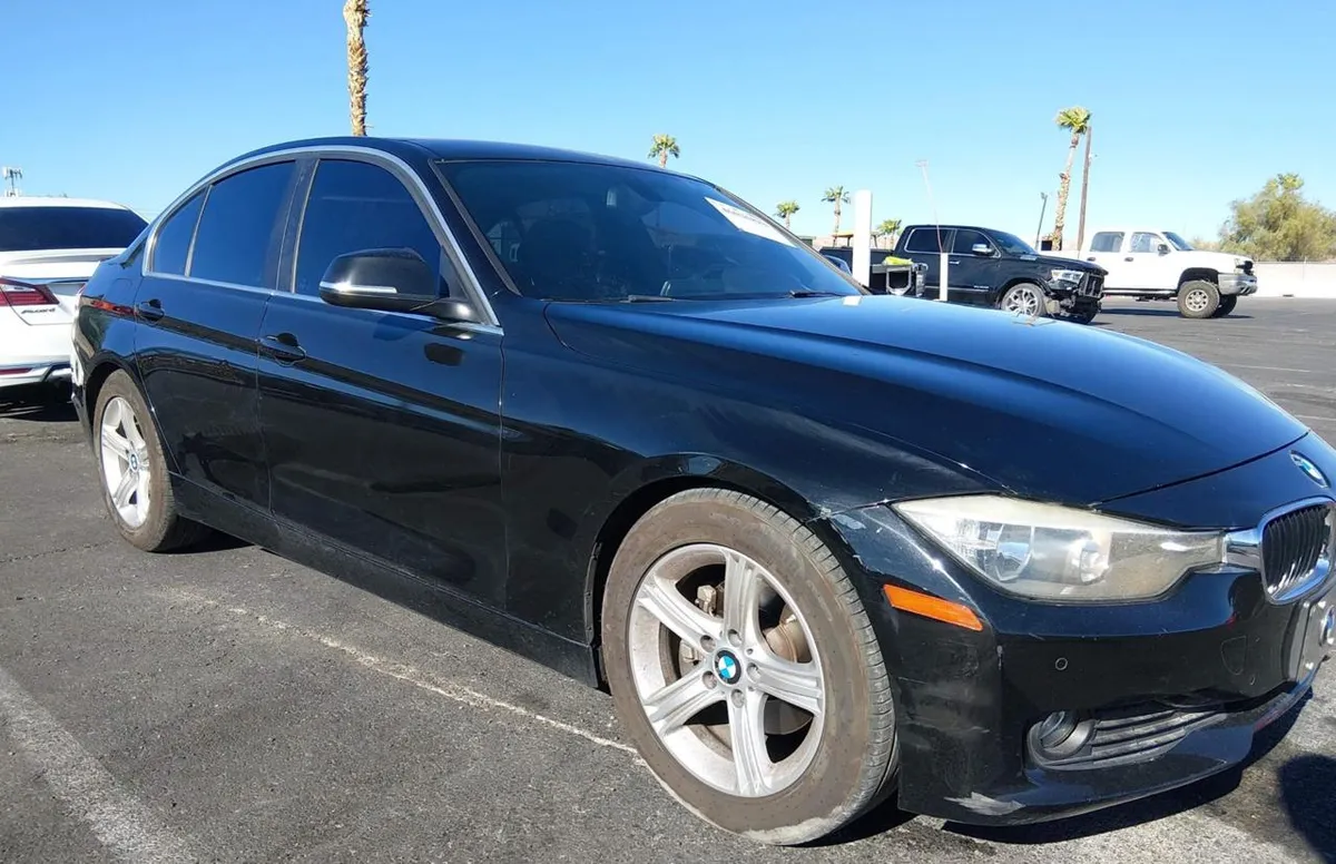 BMW 3 SERIES 3-SERIES 320I 2015