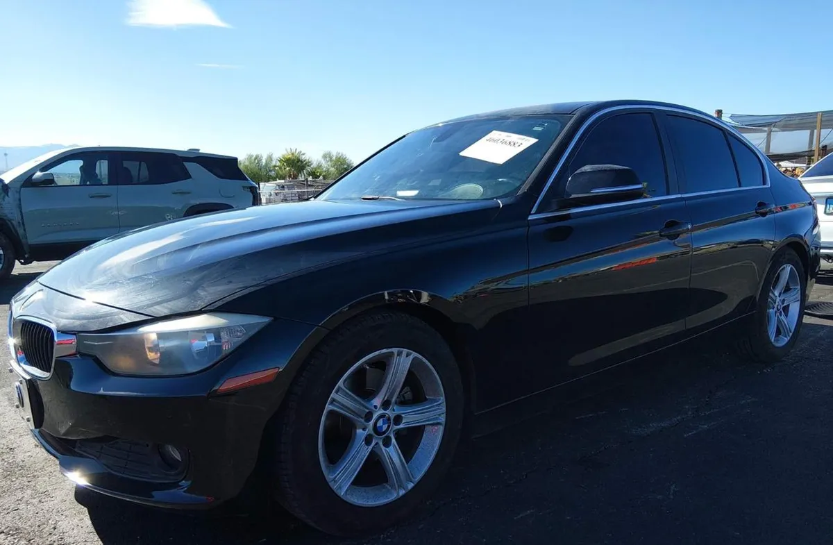BMW 3 SERIES 3-SERIES 320I 2015