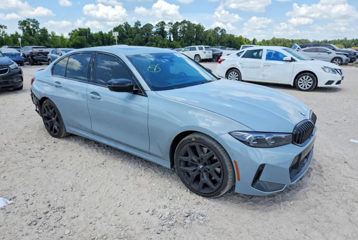 BMW 330I 2024