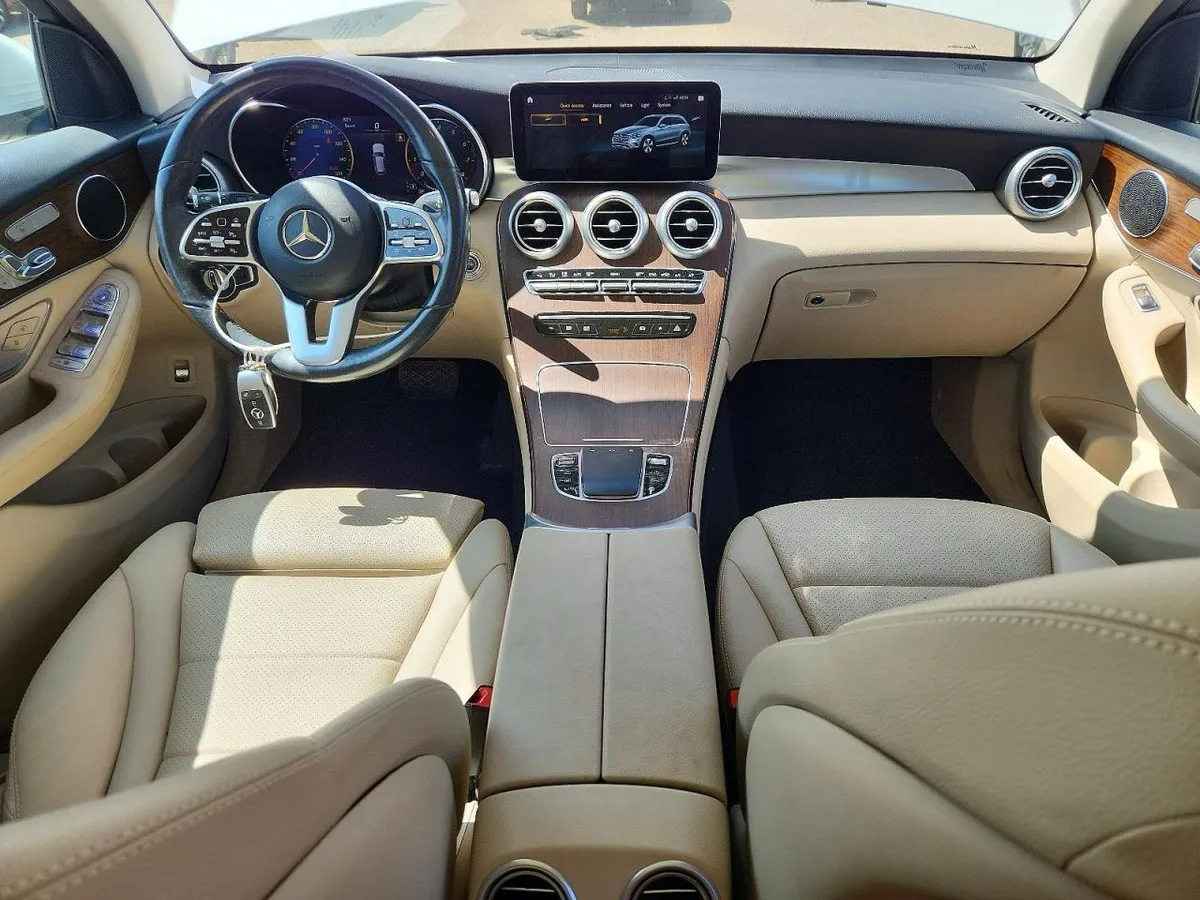 MERCEDES-BENZ GLC 2022