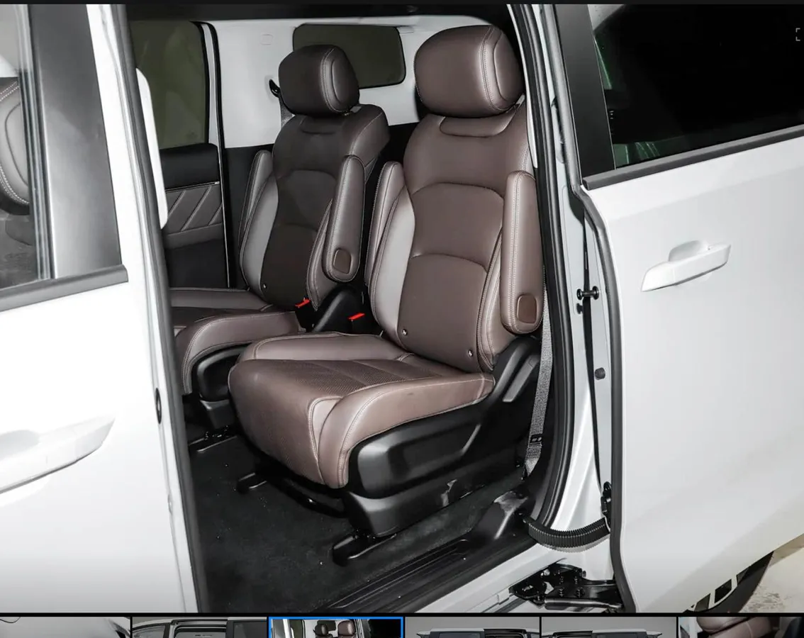 WULING XINGGUANG 730 EV 500 2025