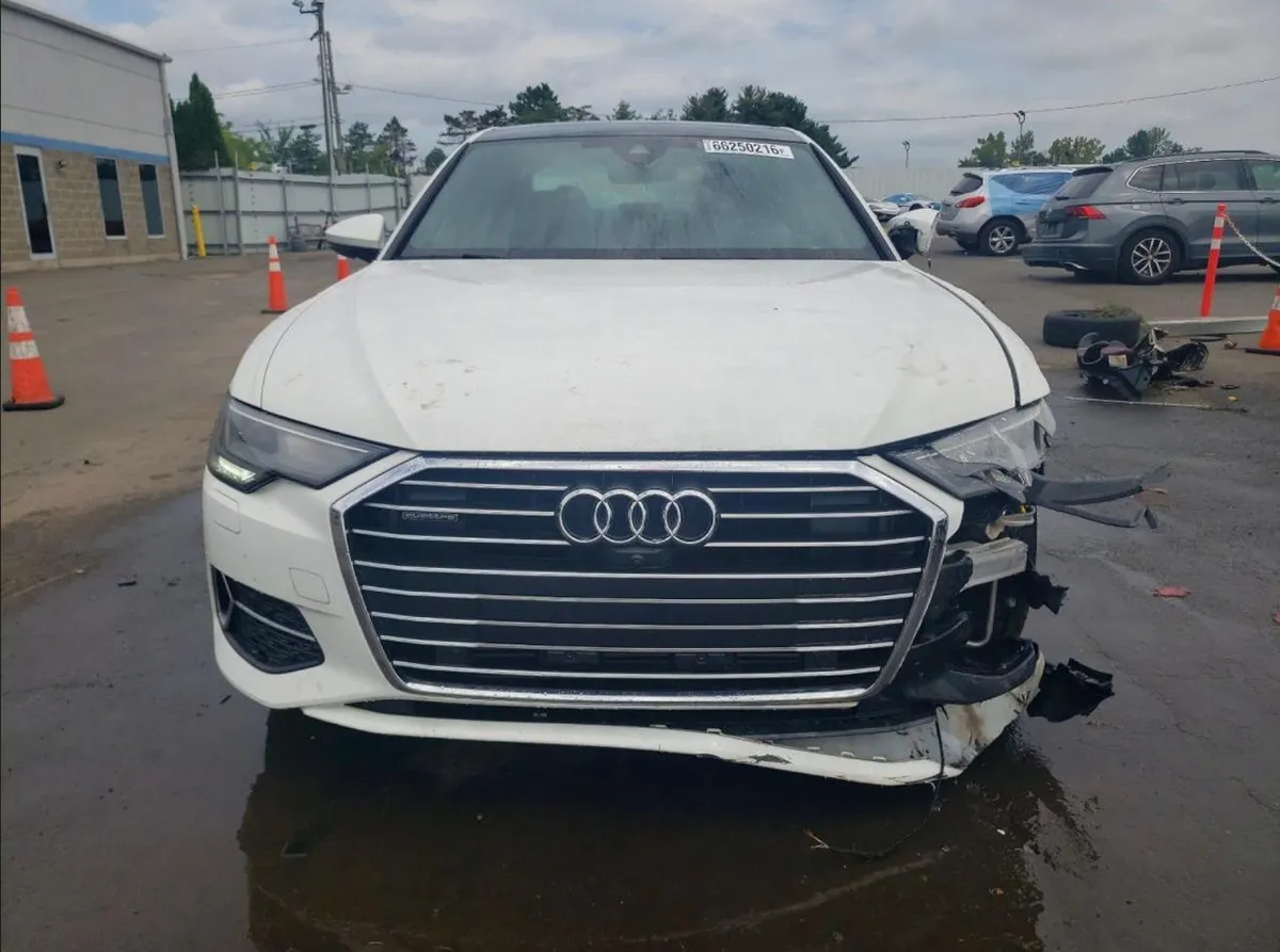 AUDI A6 2022