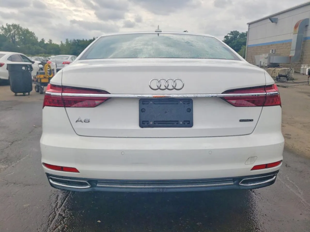 AUDI A6 2022