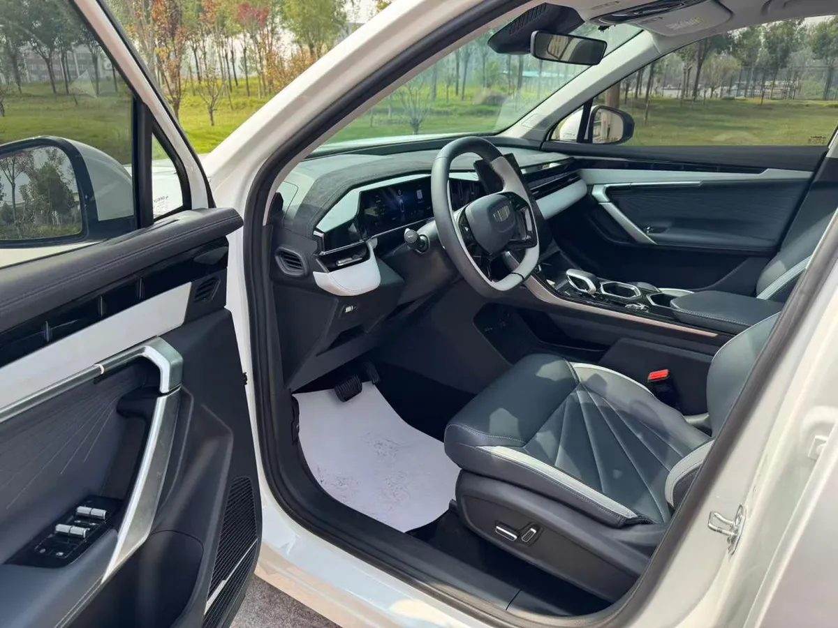 GEELY BOYUE L 2023