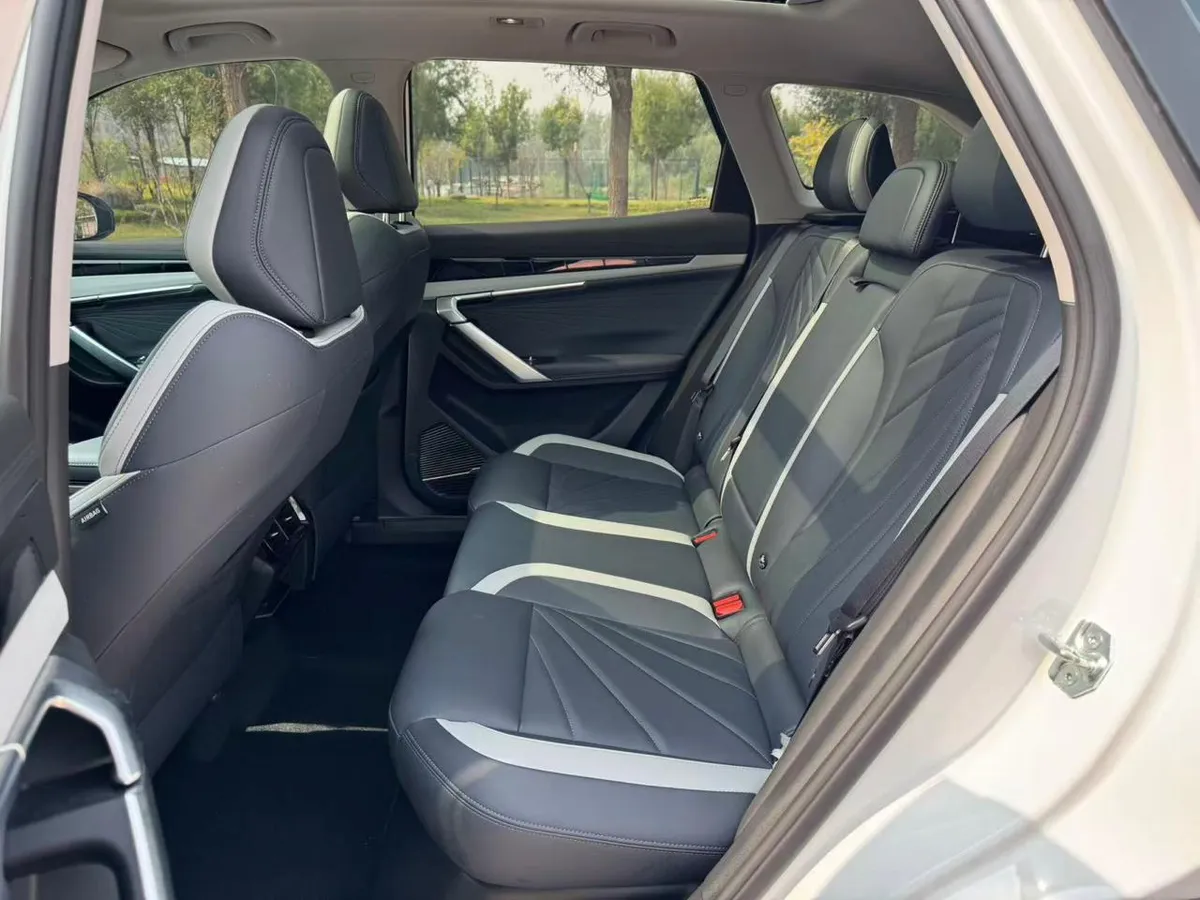 GEELY BOYUE L 2023
