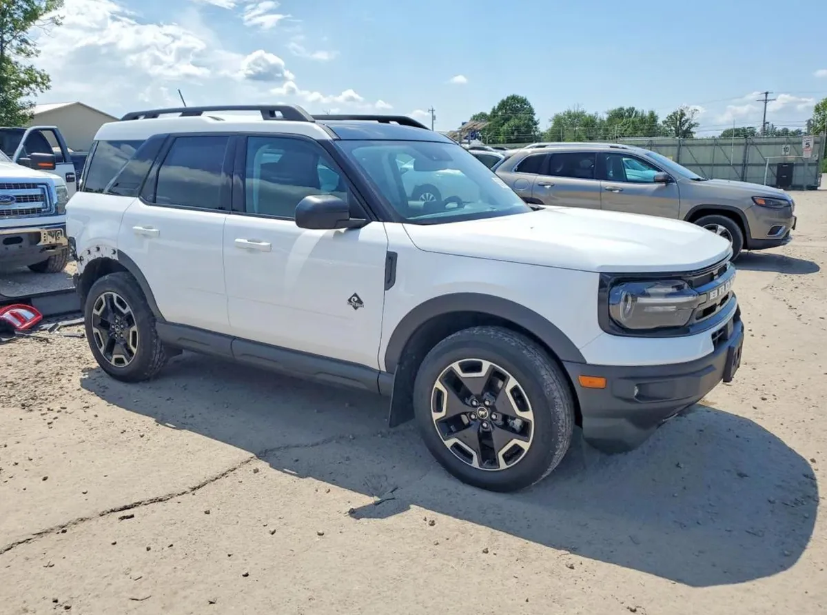 FORD BRONCO SPORT OUTER BANKS 2023