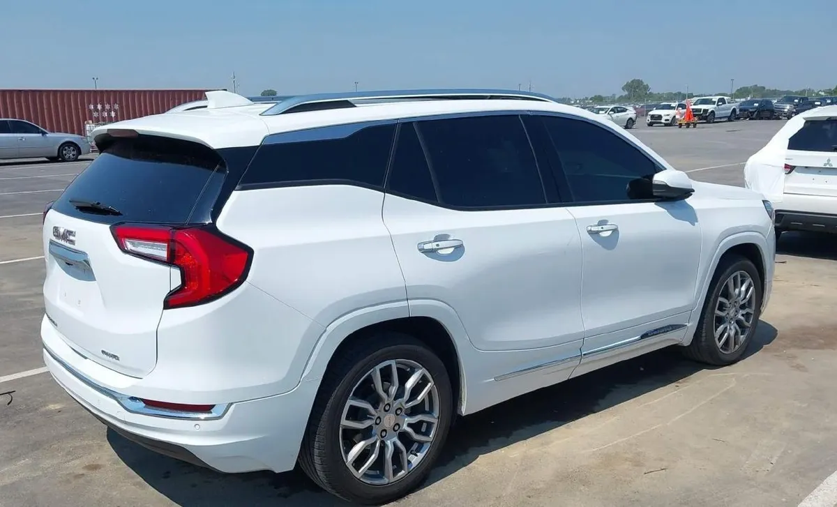 GMC TERRAIN AWD DENALI 2023