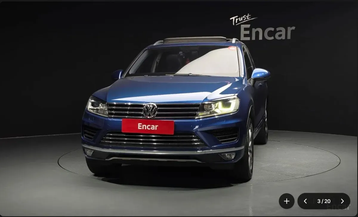 VOLKSWAGEN TOUAREG 2015