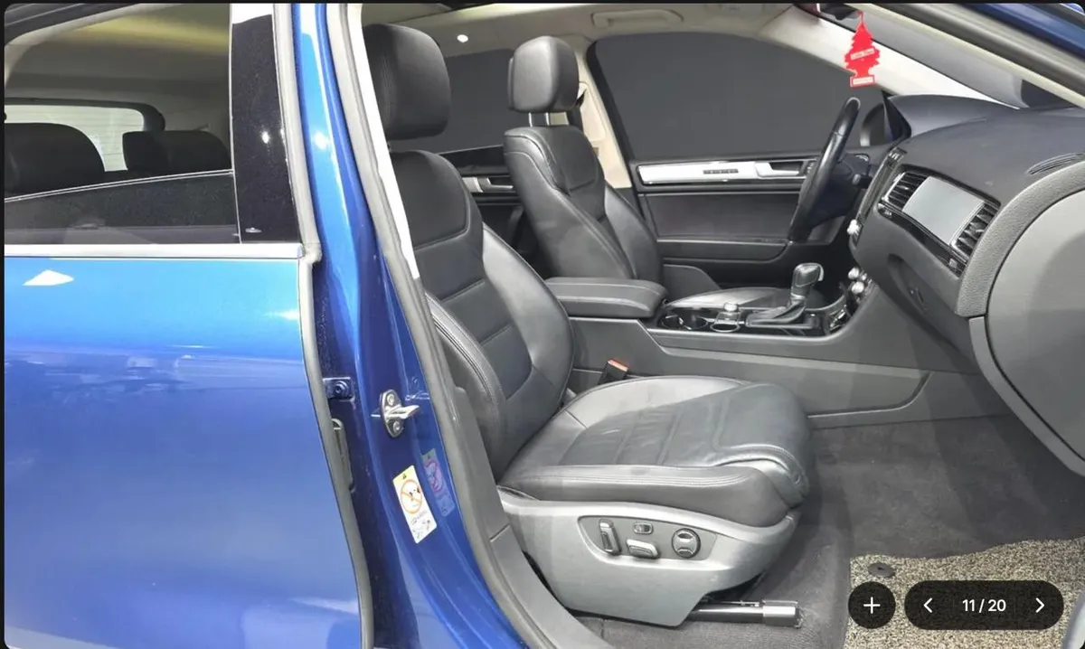 VOLKSWAGEN TOUAREG 2015
