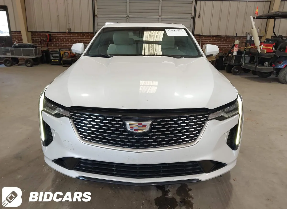 CADILLAC CT4 LUXURY 2024