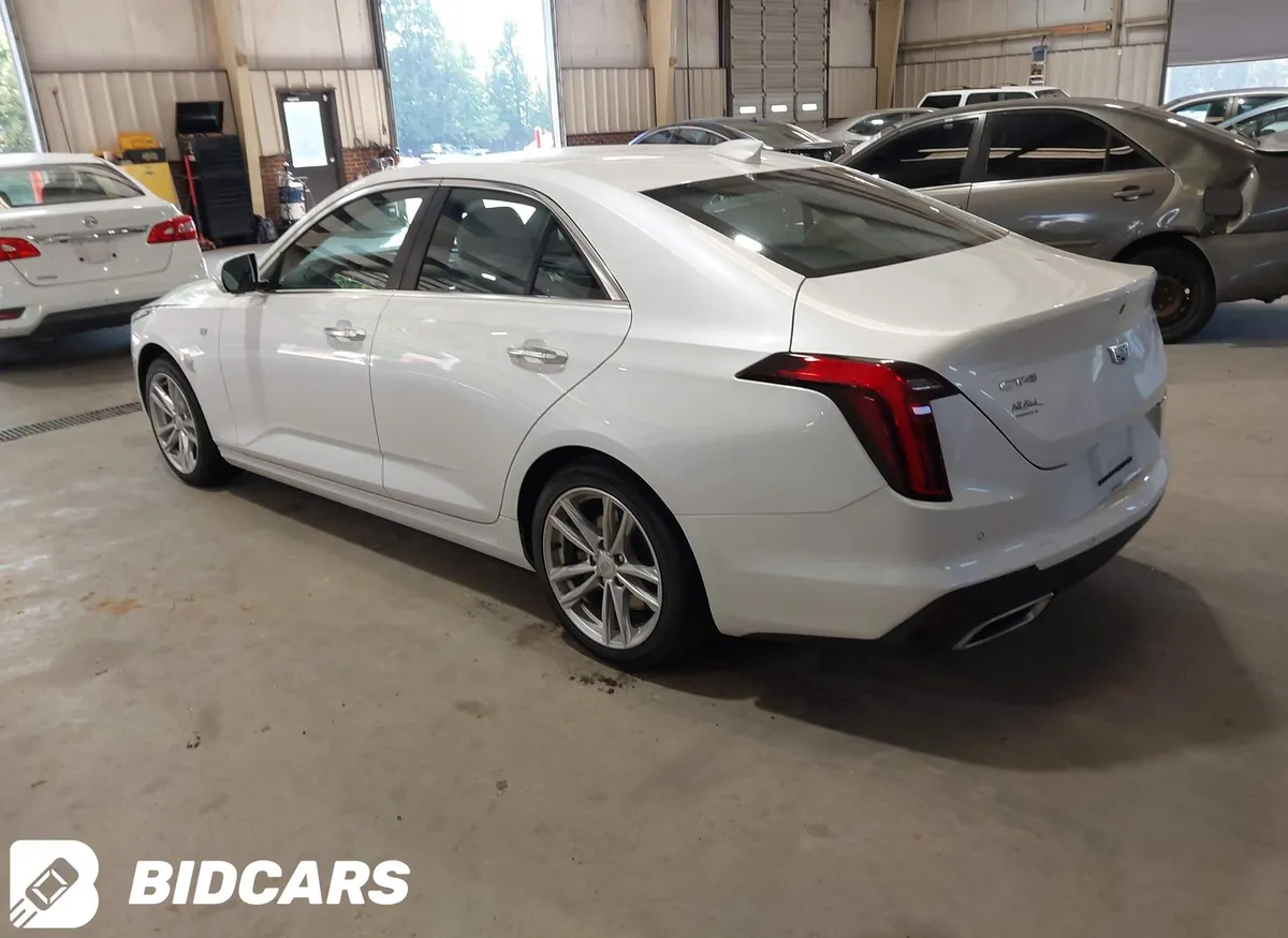 CADILLAC CT4 LUXURY 2024