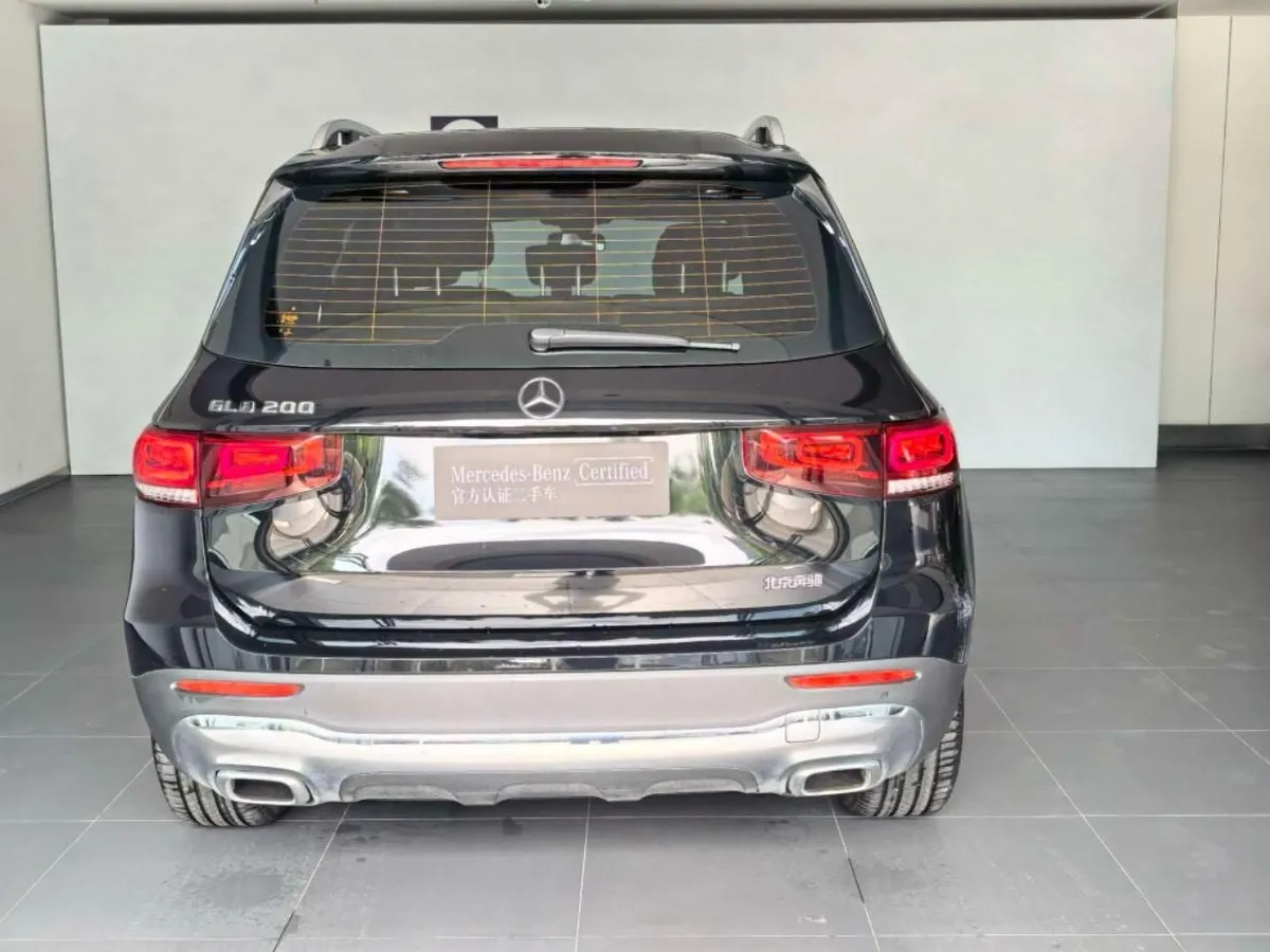 MERCEDES-BENZ GLB 2022