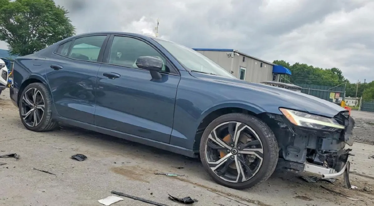 VOLVO S60 CORE 2024