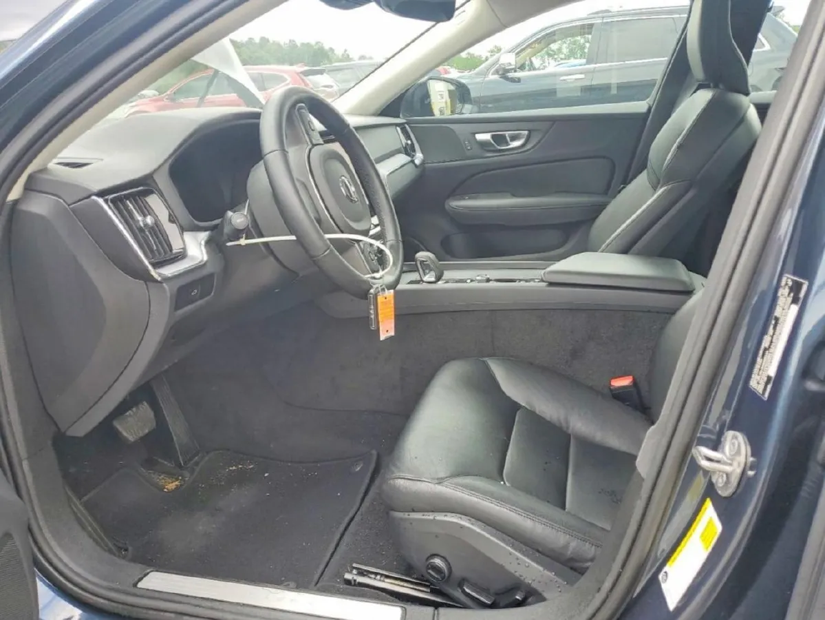 VOLVO S60 CORE 2024