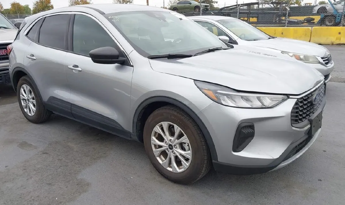FORD ESCAPE ACTIVE 2023