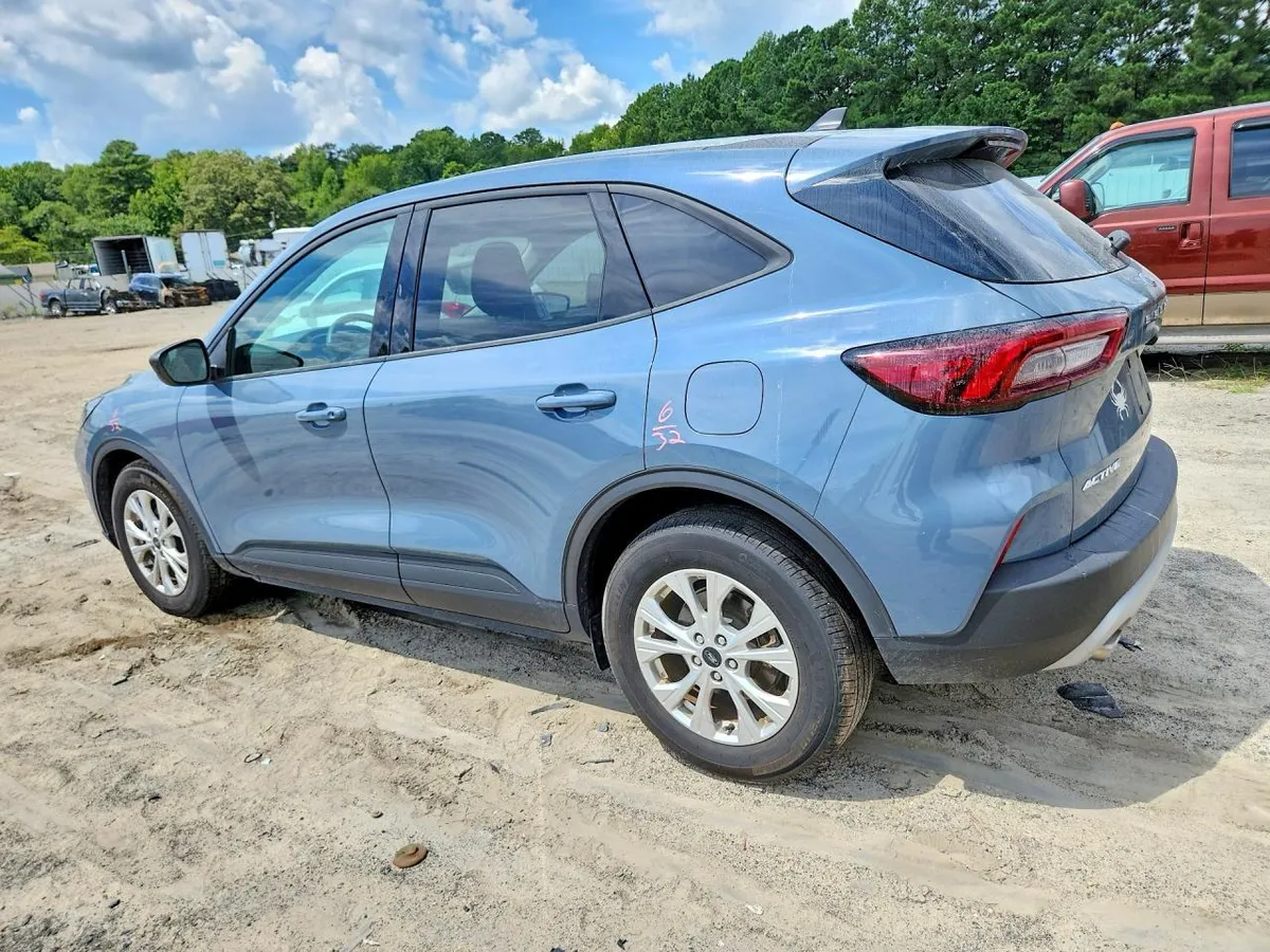 FORD ESCAPE ACTIVE 2025