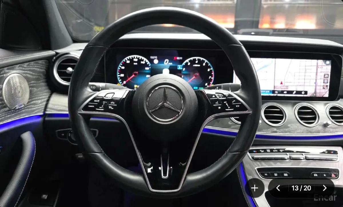 MERCEDES-BENZ E350 4MATIC AVANTGARDE 2022