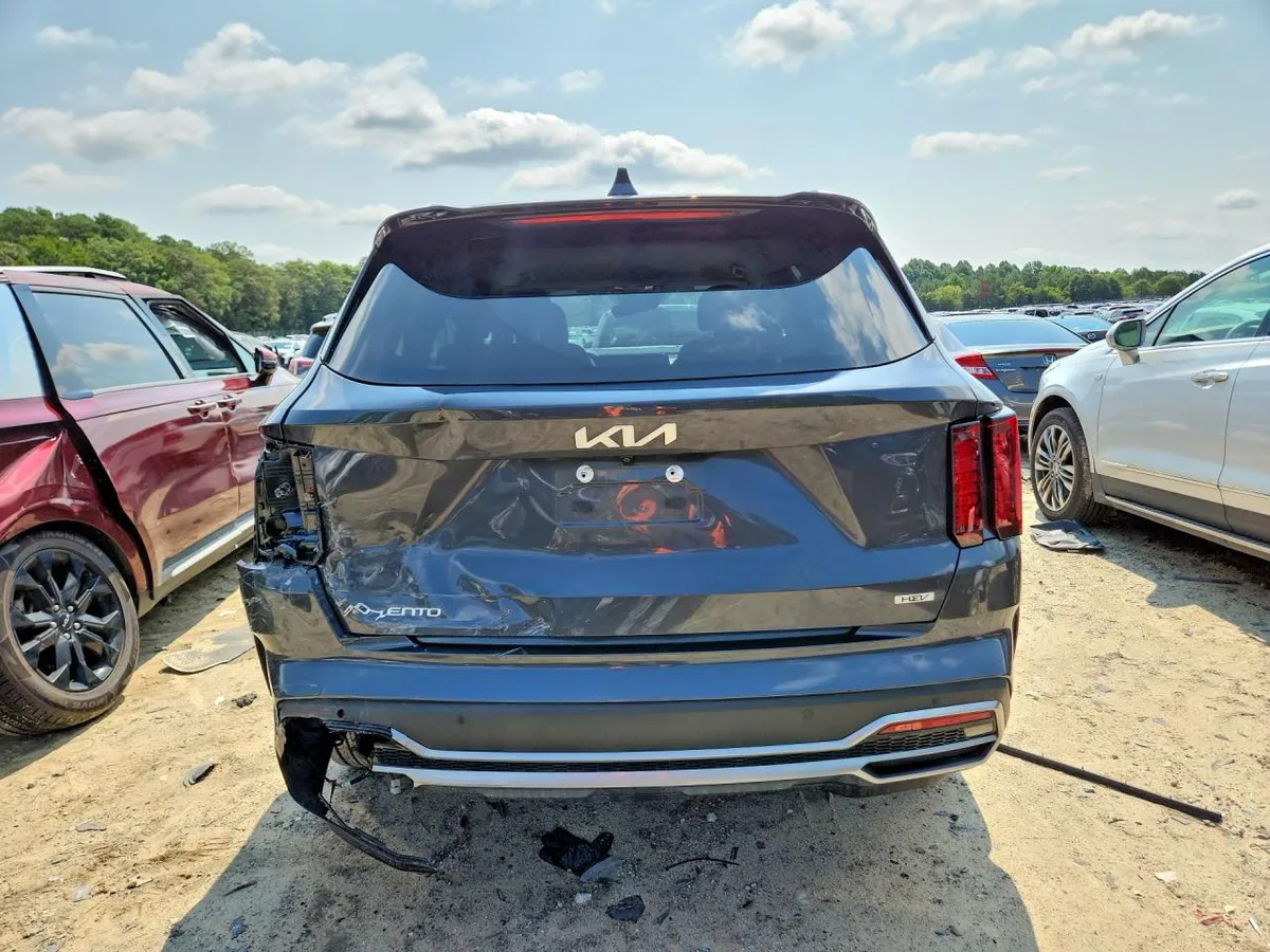KIA SORENTO EX. КОЖАНЫЙ САЛОН ПРОДВИНУТАЯ МУЛЬТИМЕДИА КАПИТАНСКИЕ КРЕСЛА ВТОРОГО РЯДА ЭЛЕКТРОПРИВОД БАГАЖНИКА ПО 2023