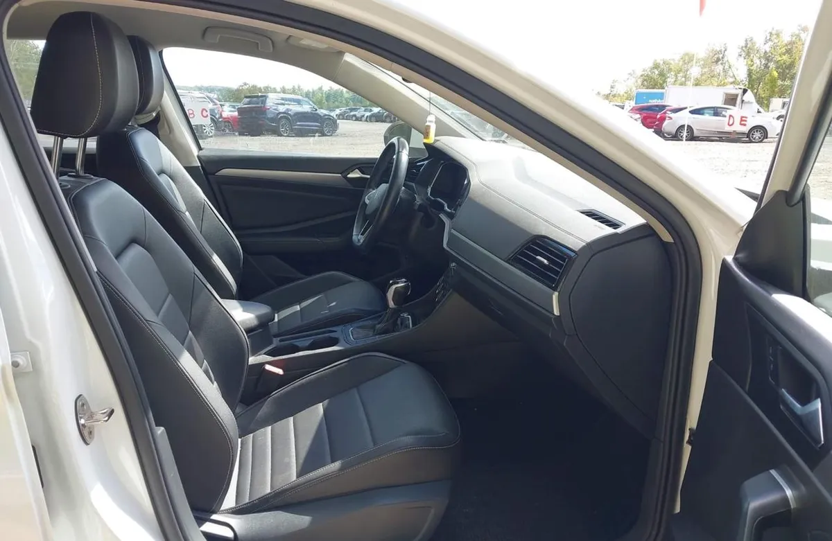 VOLKSWAGEN JETTA SE 2022