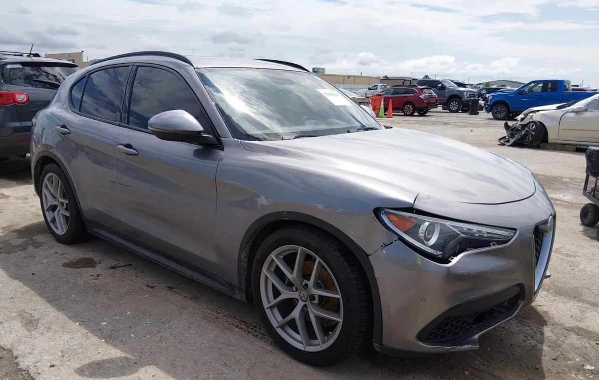 ALFA ROMEO STELVIO TI SPORT 2017