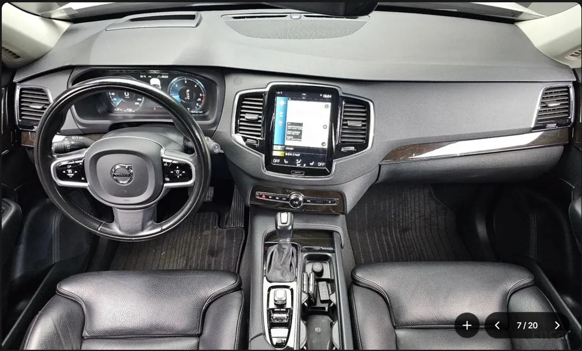 VOLVO XC90 2017