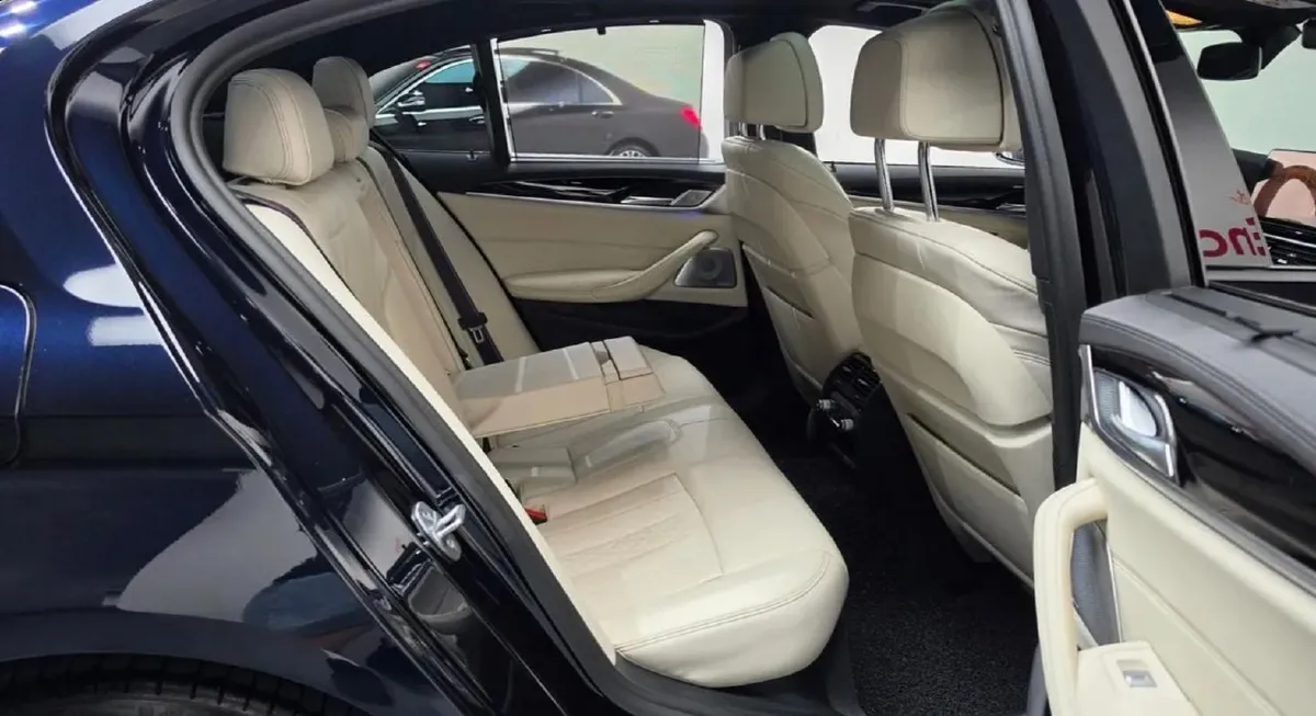 BMW 5 SERIES 2022