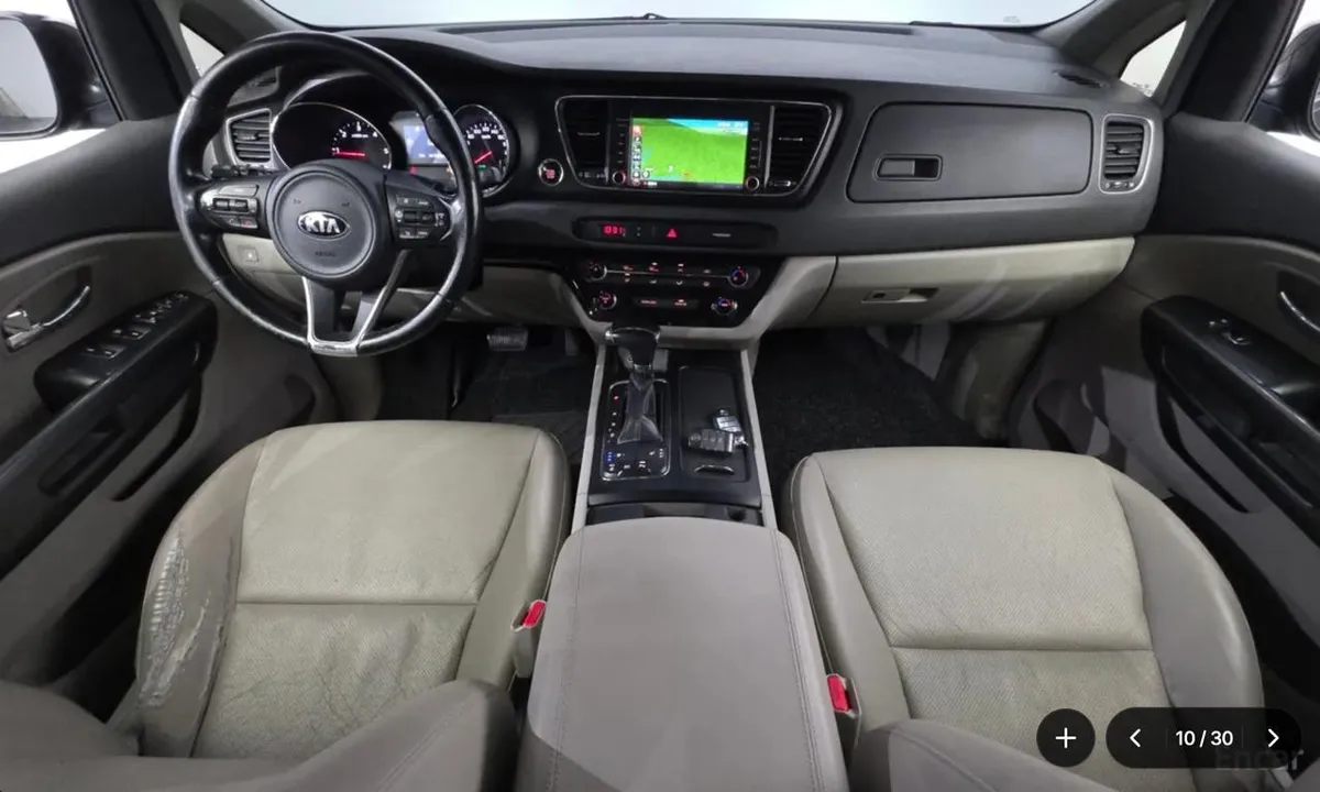 KIA CARNIVAL LUXURY 2018